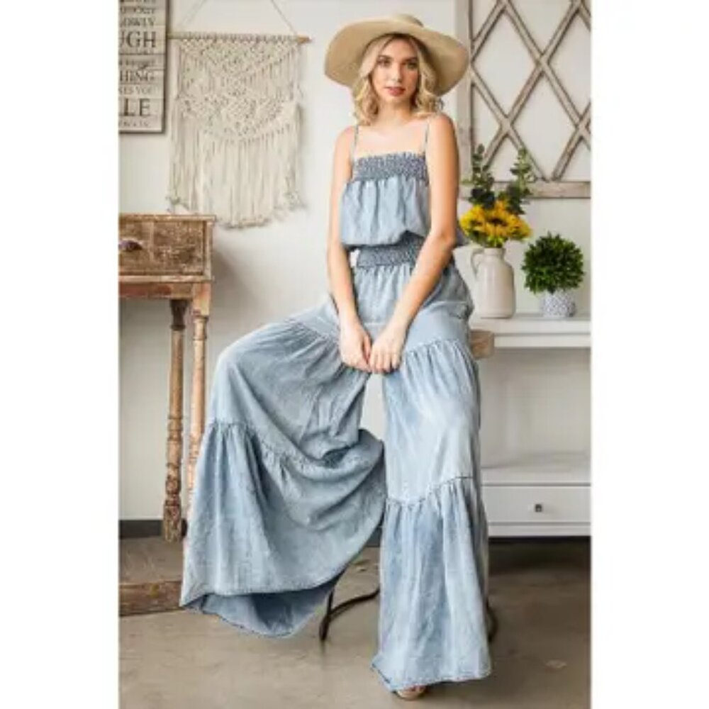 The Oli & Hali Washed Smocked Ruffled Wide Leg Jumpsuit Size Medium - Picture 6 of 10